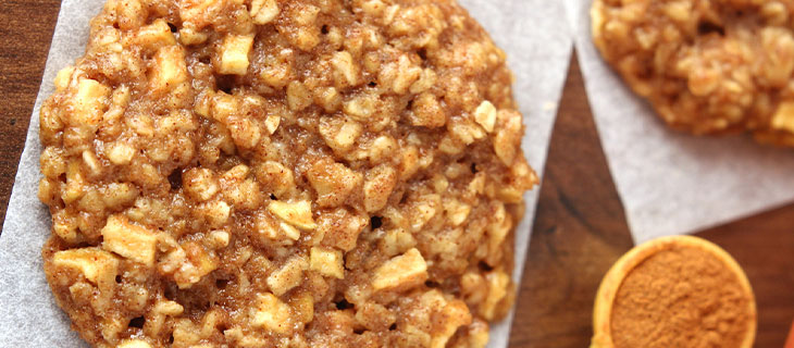 Cách làm bánh yến mạch giảm cân với táo và hạt óc chó ngon tuyệt 5