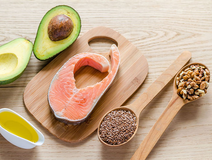 Tác dụng của quả óc chó với bà bầu. Nên ăn bao nhiêu quả óc chó một ngày? 12 quả óc chó giúp bổ sung chất béo tốt cho bà bầu