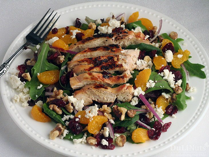 Món salad hạt óc chó sốt cam