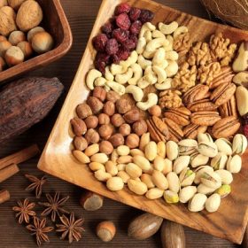 Tại sao bạn nên ăn các loại hạt dinh dưỡng nhiều hơn và sớm hơn?