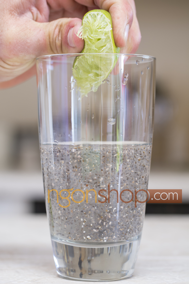 Bà bầu nên uống hạt chia chống táo bón