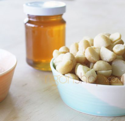 Cách làm hạt mắc ca tẩm mật ong ngon không cưỡng nổi 4