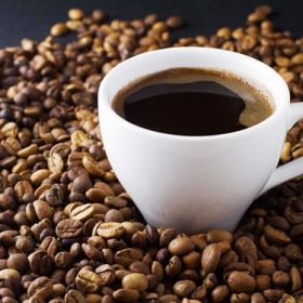 Giảm 8 kg trong 22 tuần nhờ hạt cà phê xanh?
