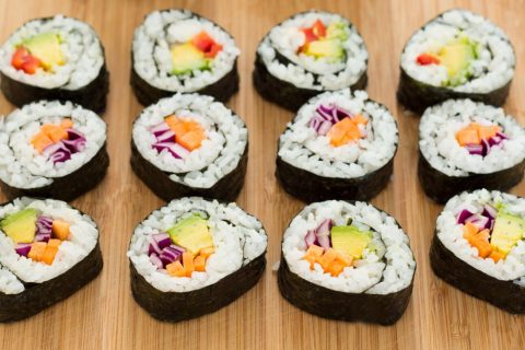 Cách làm sushi chay siêu ngon mà chế biến lại rất đơn giản 10