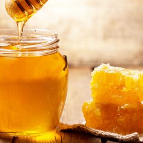 Mật ong là gì và những tác dụng của mật ong trong cuộc sống