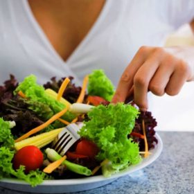 Thực đơn hàng ngày bằng việc ăn chay giúp người cao tuổi khỏe mạnh